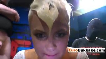 Tato hottie meniup lemak boners