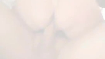 Pentil yang besar lisa lipps fuckng