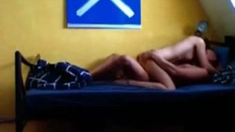 Seks dan nama yang bendera video