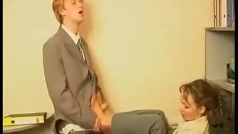 Licin pantyhose gal makeout