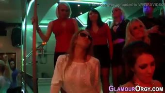 Glam babe mendapat krim