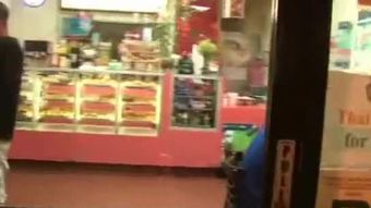 Kekasih mahir mendapat wang 23