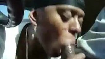 Dia boleh mendapatkannya