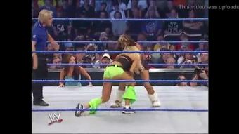 Melina vs torrie wilson smackdown 2005.