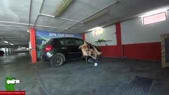 Makan pussy di tempat letak kereta awam cri114