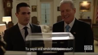 Supergirl 4x13 & quot;Apa & #039;s begitu lucu tentang kebenaran, keadilan, dan cara Amerika?& quot;
