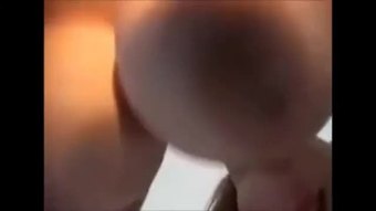 Indah besar nak sangat adakan rambut merah di Buatan sendiri