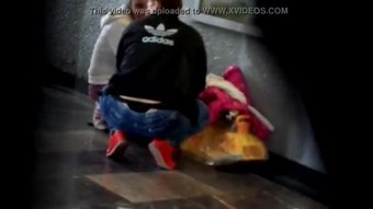 Thong di anden metro