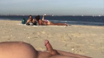 Pantai penipuan reaksi perdamaian 1