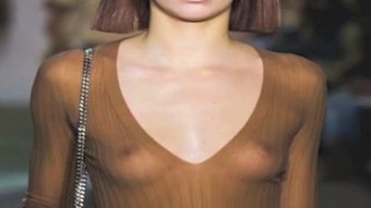 Kendall jenner, khloe & amp; Kourtney kardashian ditapis
