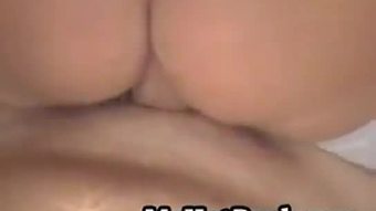 Plug Butt dan pantat terhantuk