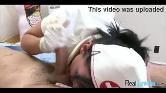 Besar tit jururawat fucked di hospital 351