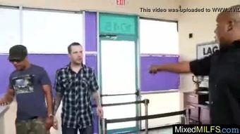 Panas sluty milf perjalanan Hitam Mamba dick video-13