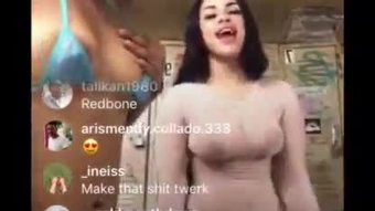 Strippers wildin & rsquo;daripada pada kaycee’ s hidup