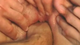Dua lemak pelacur bercinta dengan beberapa horny orang