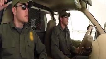 Takut Mexico teenie dihukum seks dengan bordergaurd