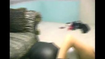 Lesbian leatherpants cumming campuran 01